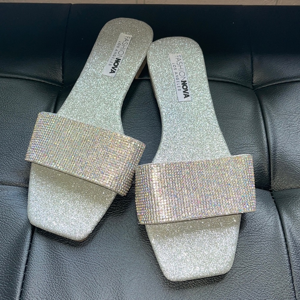 Fashion Nova Slides